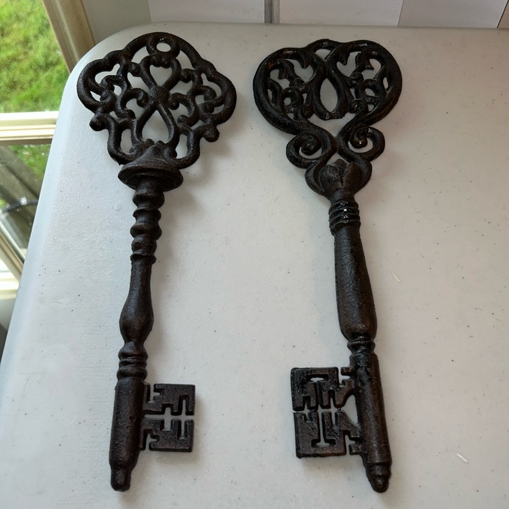 (2) Vintage Rustic Cast Iron Skeleton Key Wall Decor Metal 12” Inches Long Heavy